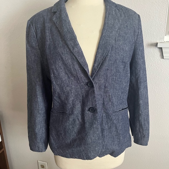 Banana Republic Linen Chambray Blazer - Picture 2 of 9